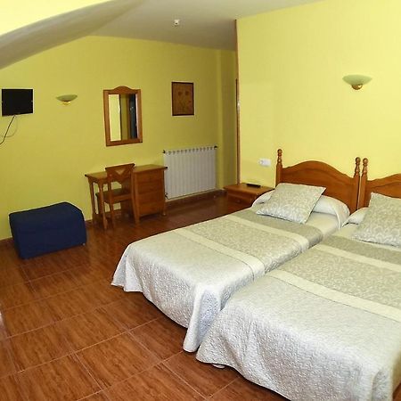 Montana Palentina Hotel Гуардо Екстериор снимка