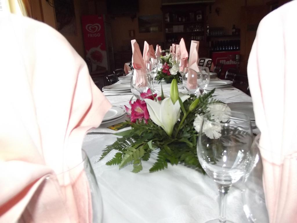 Montana Palentina Hotel Гуардо Екстериор снимка