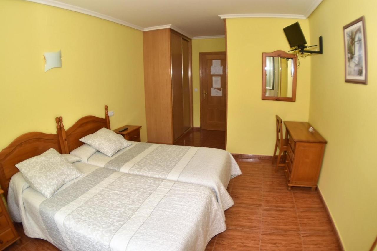 Montana Palentina Hotel Гуардо Екстериор снимка