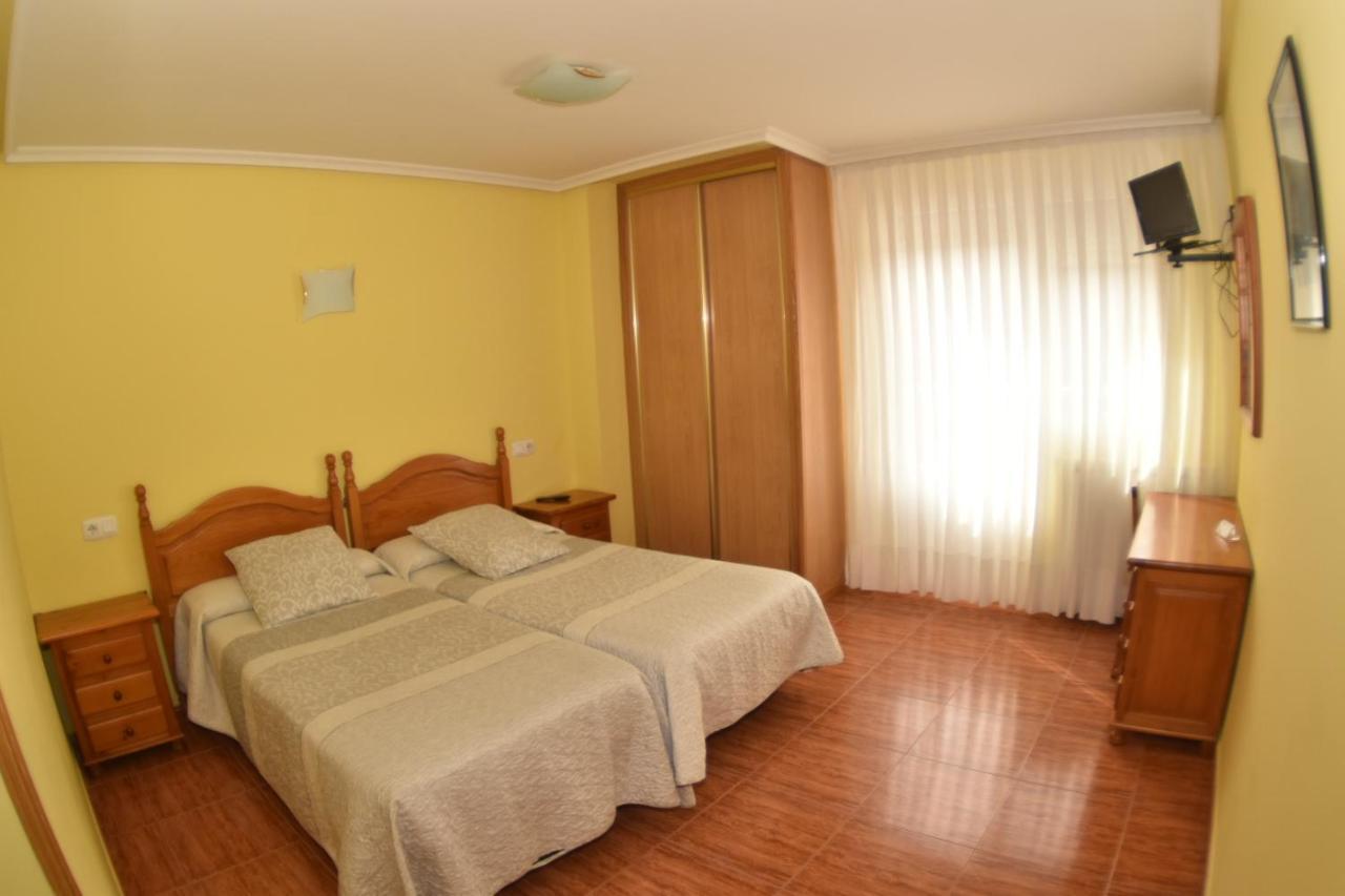 Montana Palentina Hotel Гуардо Екстериор снимка
