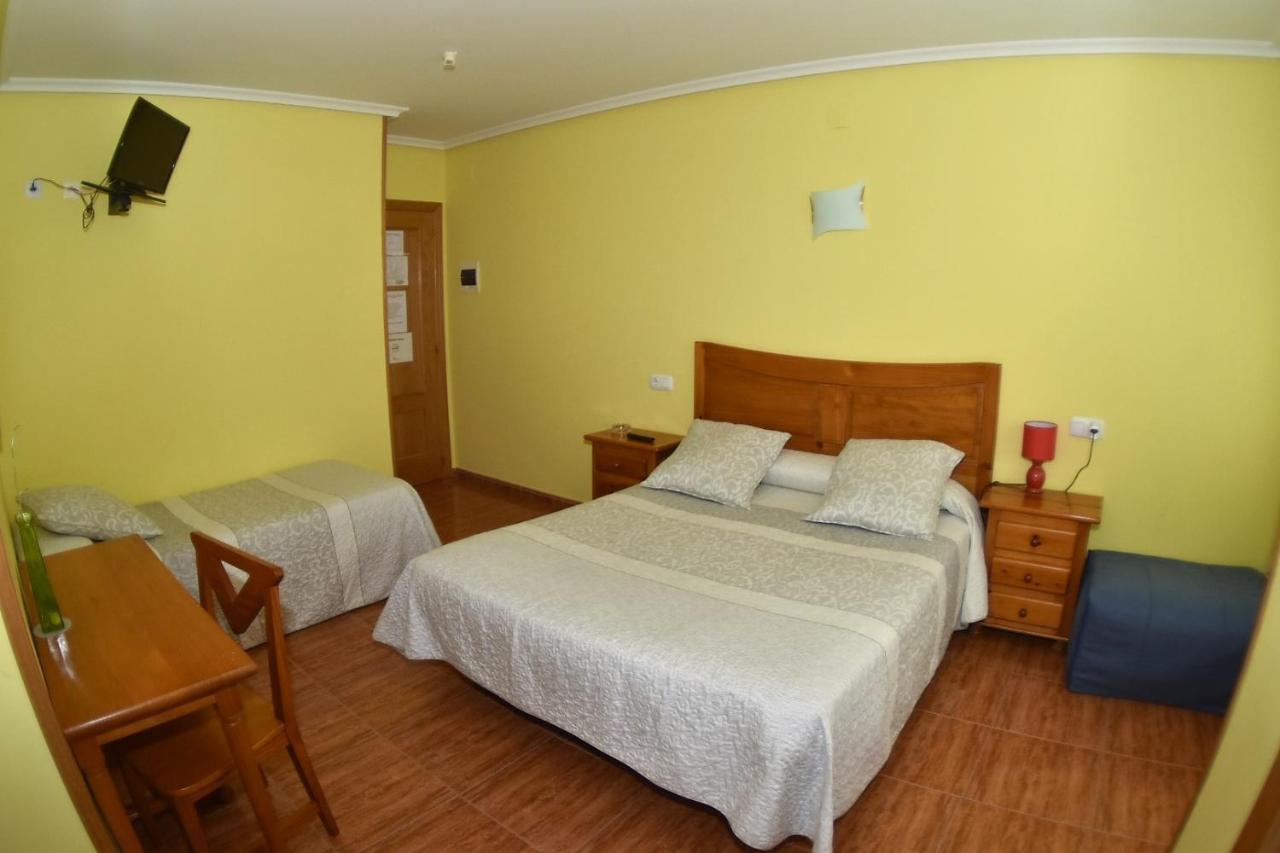 Montana Palentina Hotel Гуардо Екстериор снимка